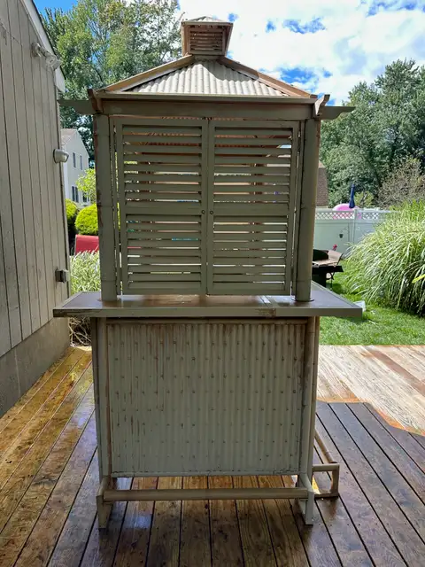Tiki Hut after